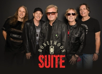 GESTEV sw Honey Moon Suite 2025 800x580